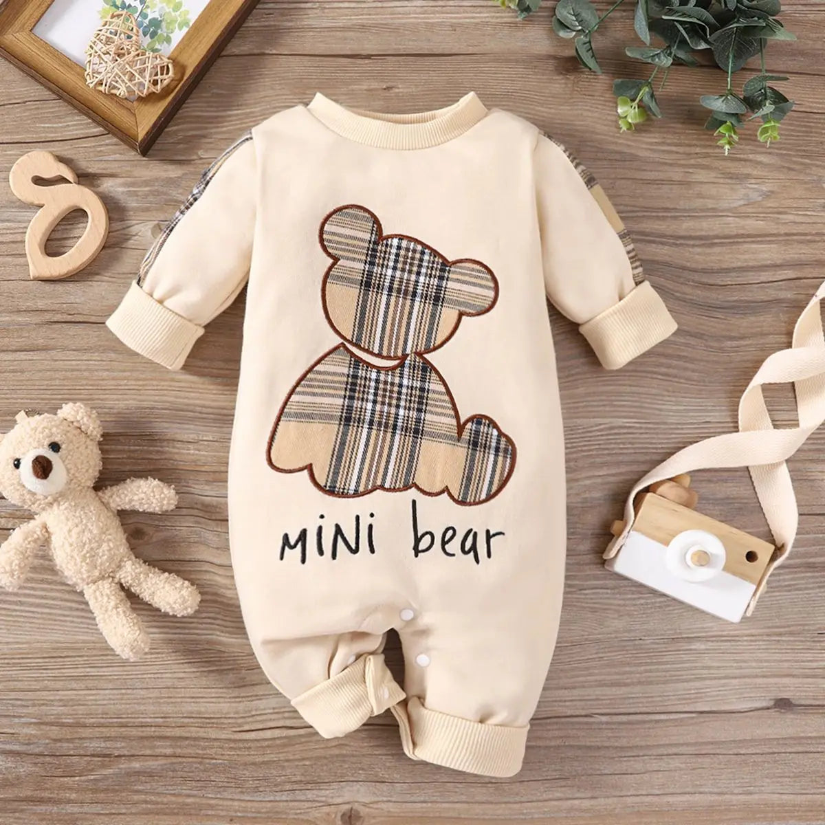 Newborn Babies  Patch Bear Long Sleeved One-piece Romper