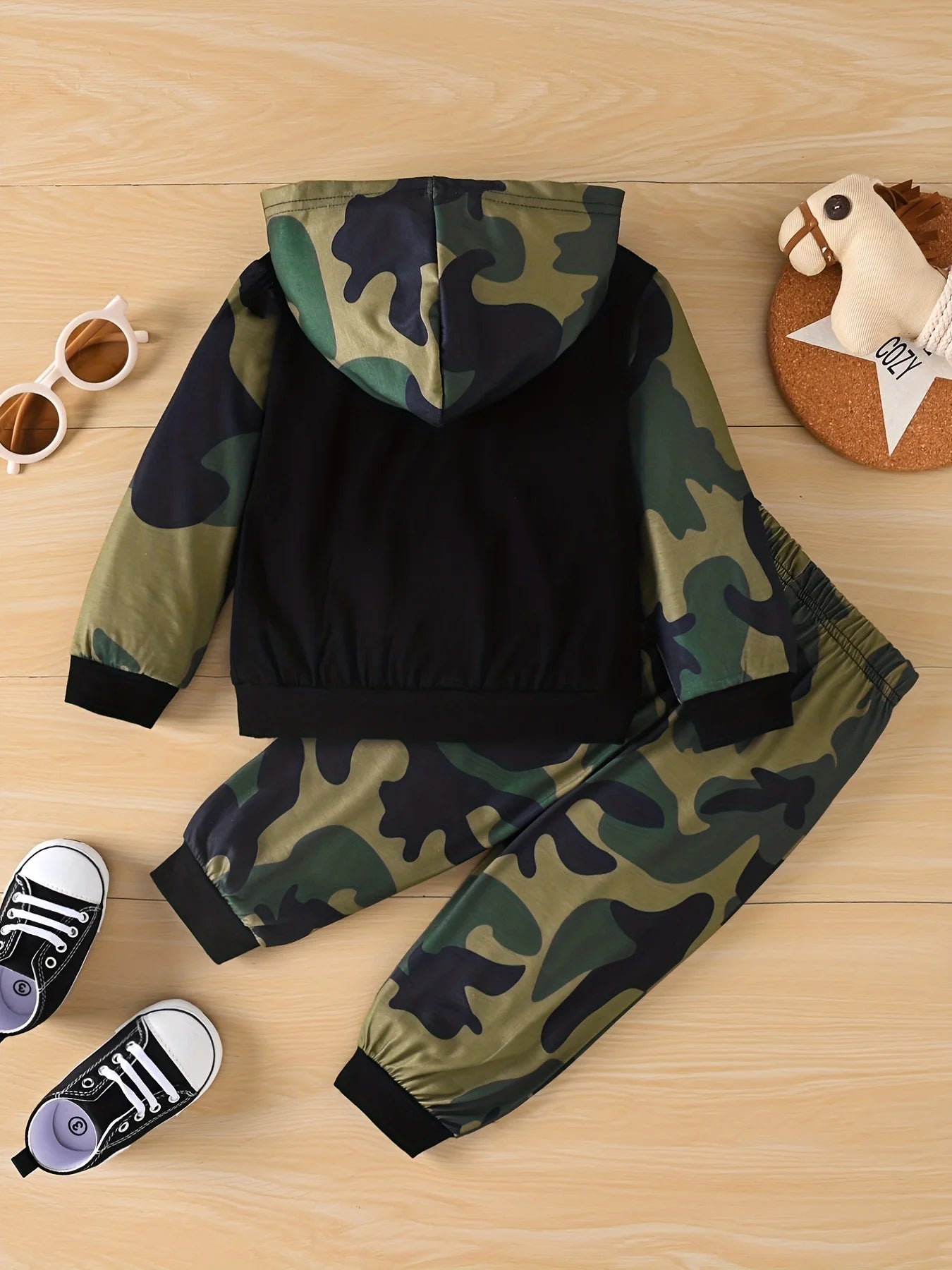 Newborn camouflage hoodie and sweatpants  2PCS set