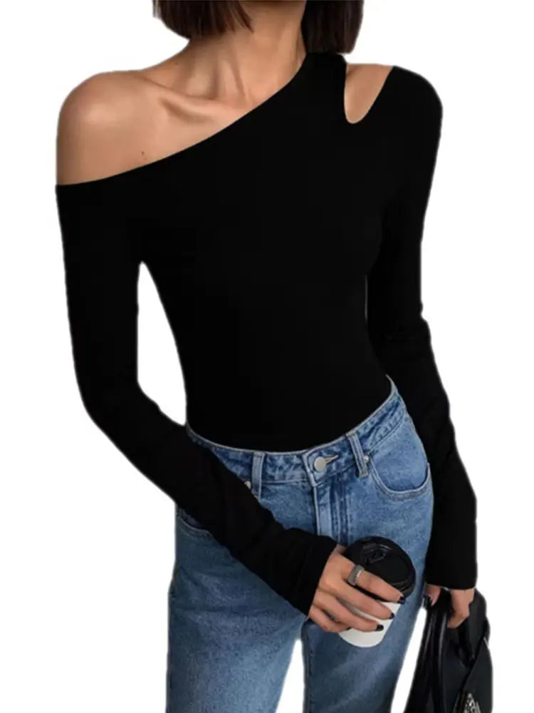 Off-shoulder Long-sleeved T-shirts