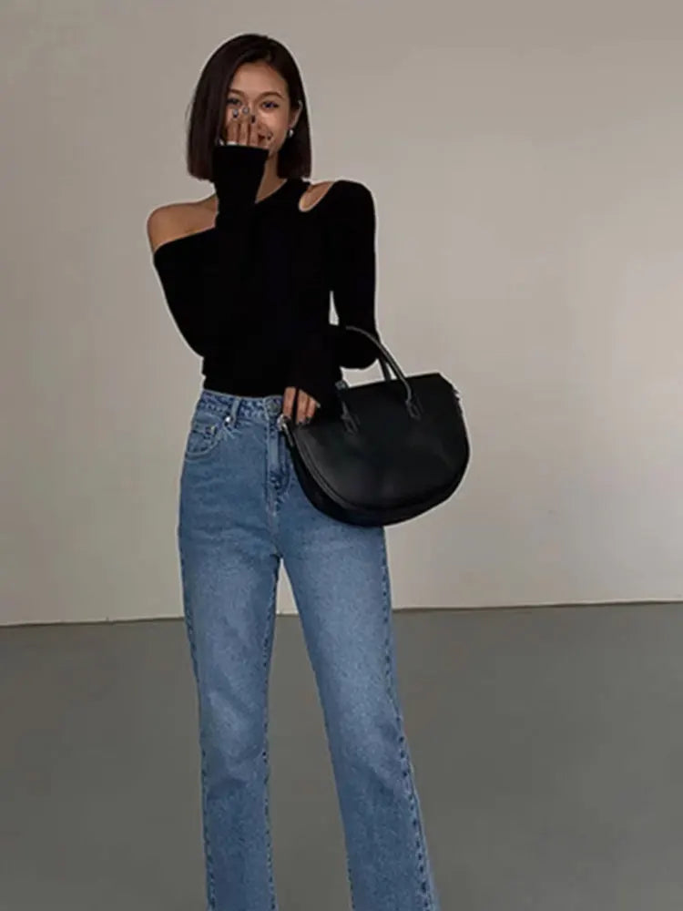 Off-shoulder Long-sleeved T-shirts