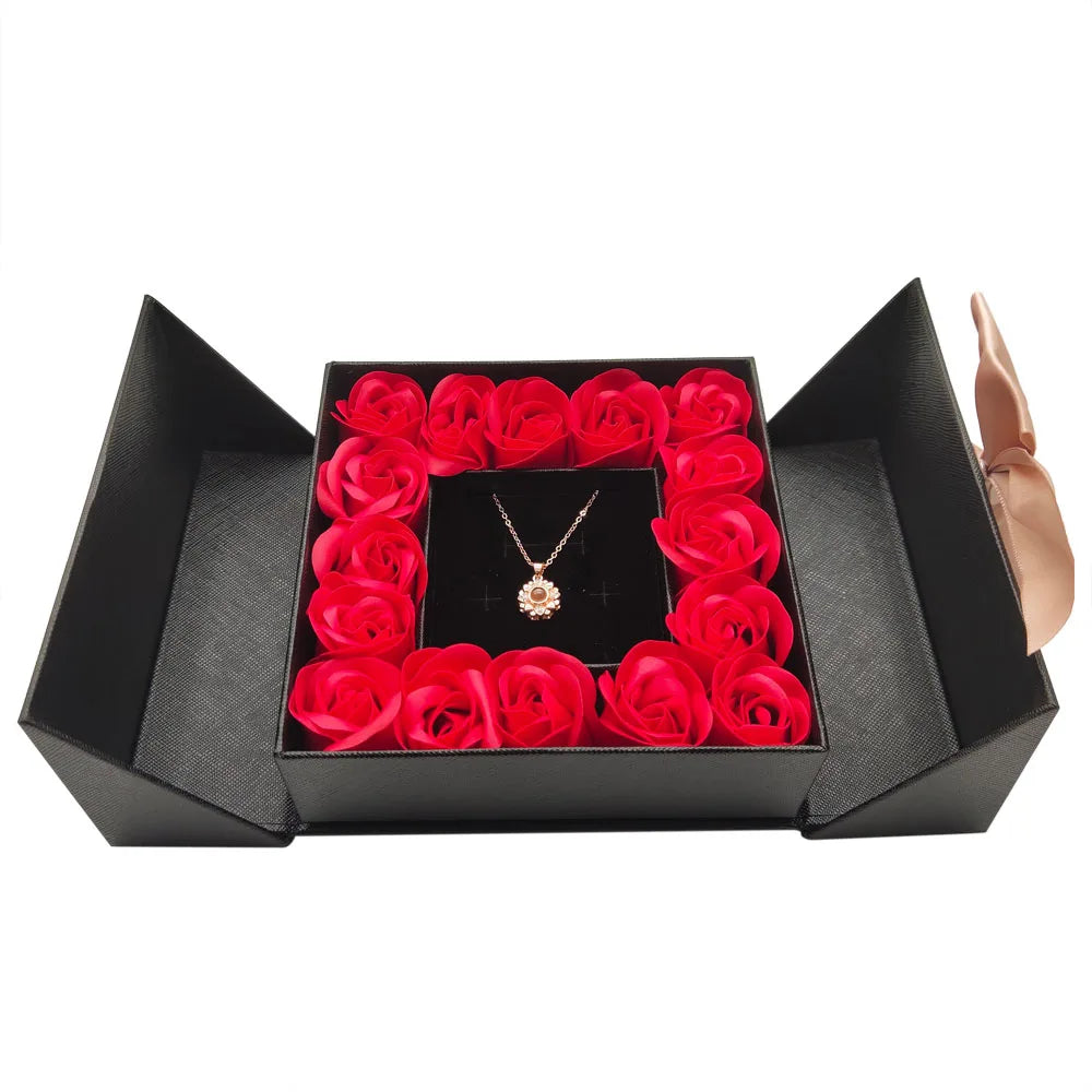 Eternal Roses Gift Box with Design Necklace with i love you in 100 Languages