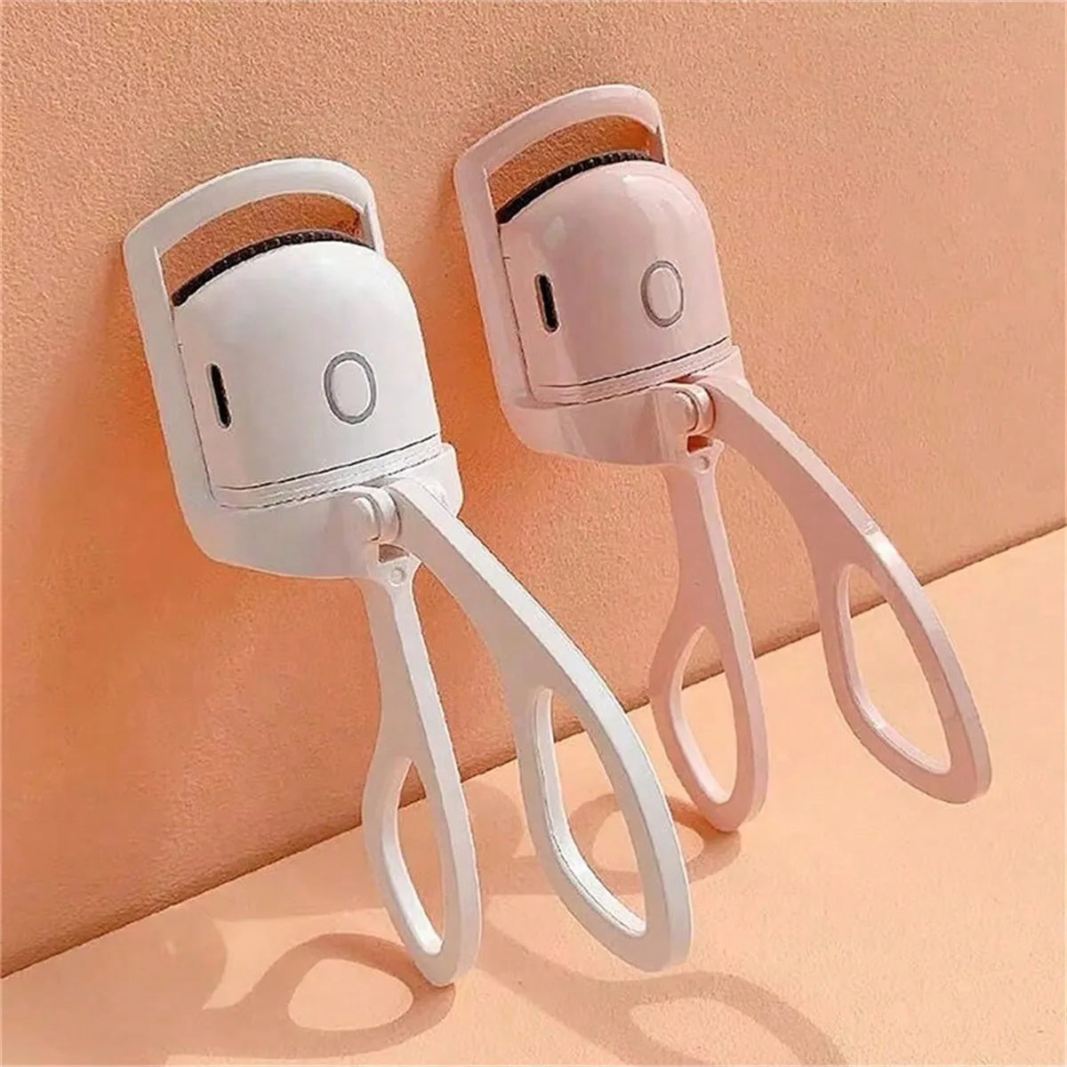 Quick-Heat Eyelash Curler - USB Rechargeable,