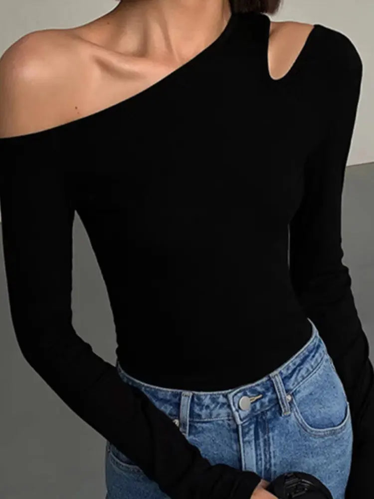 Off-shoulder Long-sleeved T-shirts